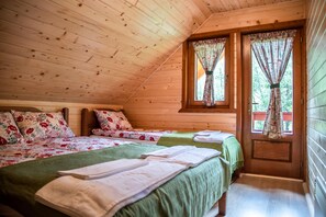 3 bedrooms, free WiFi - Such as house up in the mountains (Székelyvarság)