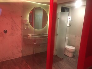 Standard Room | Free WiFi, bed sheets