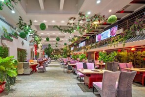 Dining - Yulin Hotel (Guazhou)