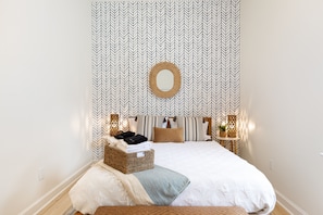 3 Schlafzimmer, Schreibtisch, BĂŒgeleisen/BĂŒgelbrett, Reisekinderbett
