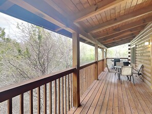Studio (2 Bedrooms) | Property amenity - Cedar Top by Jackson Mountain Rentals (Sevierville)