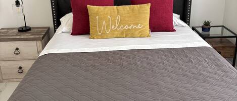 2 bedrooms, iron/ironing board, free WiFi, bed sheets