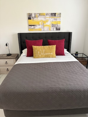 2 bedrooms, iron/ironing board, free WiFi, bed sheets