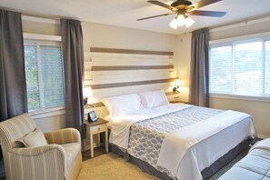 4 bedrooms, desk, iron/ironing board, travel cot
