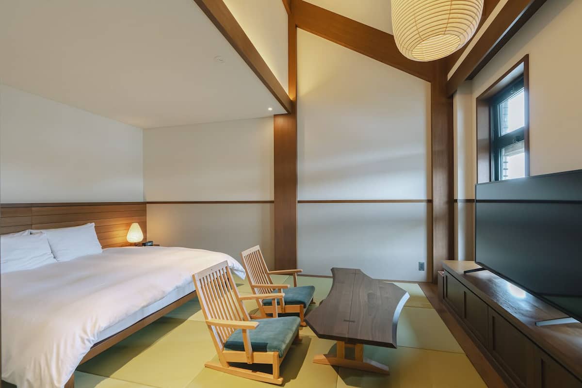 客房, 无烟房, 阳台 (Free Lounge Access, Japanese, King) | 迷你吧(备有免费物品)、客房内保险箱、特色装修、特色家居