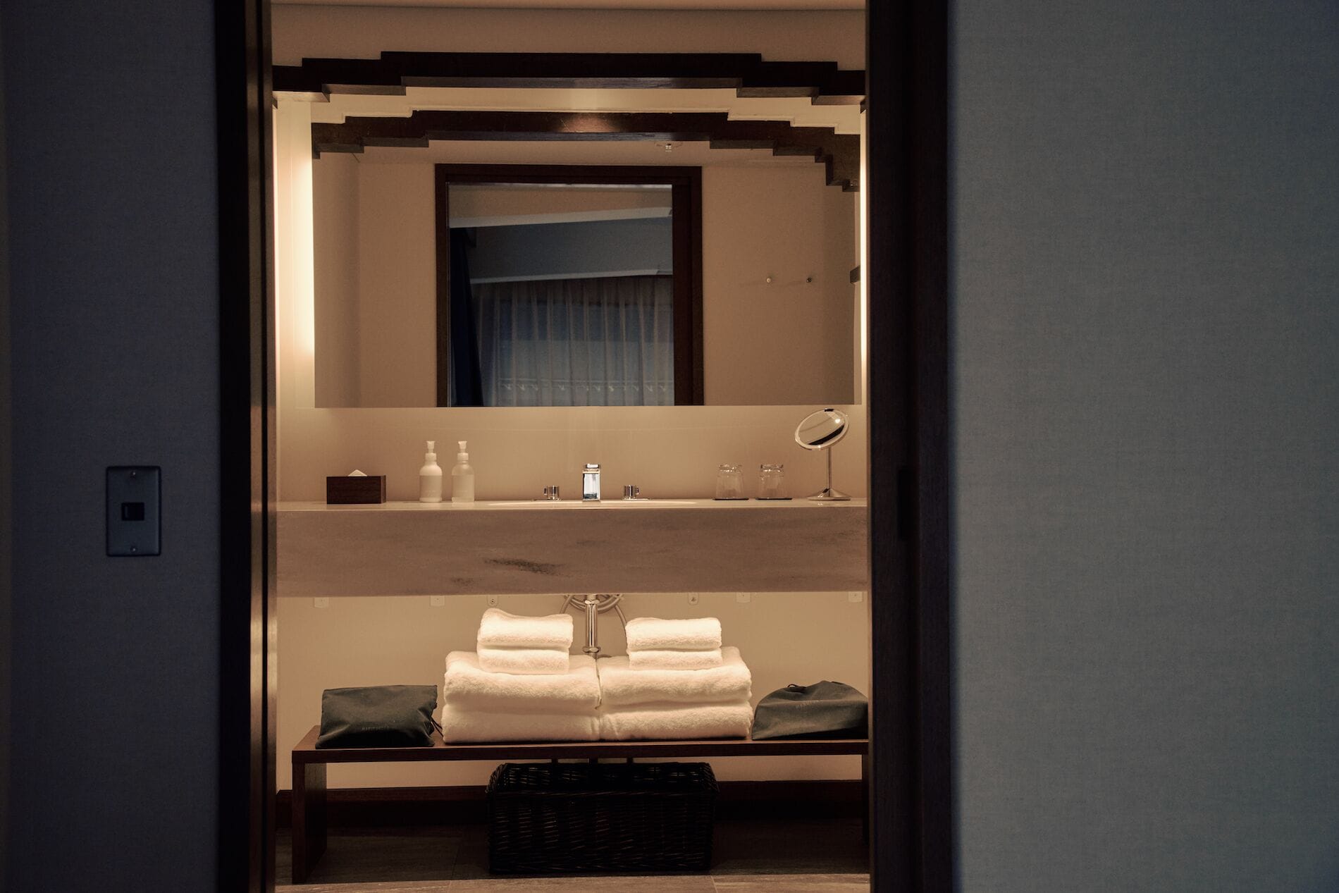 Habitación Deluxe, para no fumadores (with Lounge Access former Nintendo HQ) | Baño | Tina y regadera independientes y tina profunda 