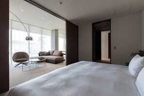 Residential Suite with Lounge Access (desighned by Tadao Ando) No Smoking | Free minibar, in-room safe, individually decorated - Marufukuro (Kyoto)