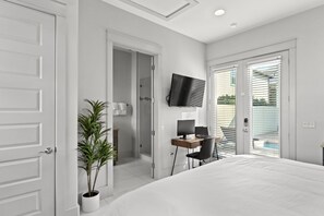 6 habitaciones, tabla de planchar con plancha y wifi gratis 