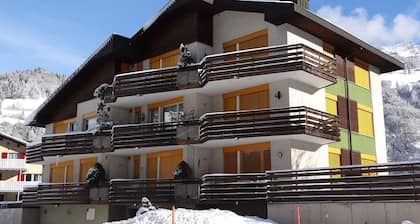 Gemütliche Wohnung für 4 Gäste mit  W-LAN, TV und Balkon