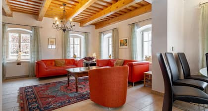 Beautiful private villa for 6 guests with private pool, WIFI, TV, terrace and parking
