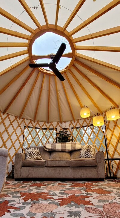 Hideaway Glamping Yurt
