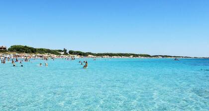 Nice apartment in villa for 6 guests with pool, A/C, WIFI and terrace