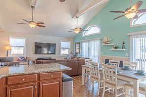 Dining - Life By The Sea - OBX (Corolla)