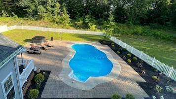 Piscine extérieure, piscine chauffée