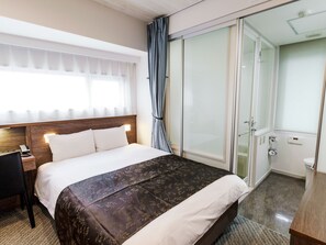 Desk, free WiFi, bed sheets - APA Hotel Kamata Ekimae (Tokyo)