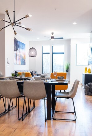 Dining - Nashville ideal group getaway (Nashville)