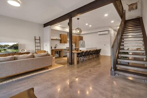 TV connectée, espaces bureaux