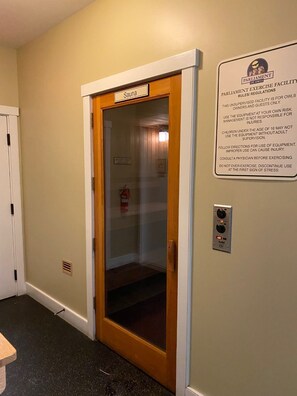 Interior - Luxurious 3 BEDROOM PRESIDENTIAL  (Cambridge)