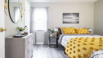 4 chambres, fer et planche à repasser, Wi-Fi, draps fournis