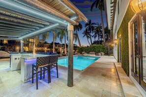 Outdoor pool, a heated pool