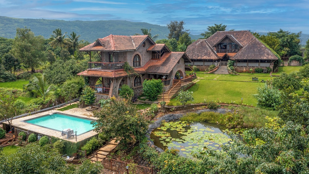 L'Attitude by the lake, Kamshet, Pune amã Stays & Trails image