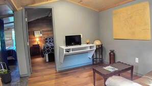 2 soverom, strykejern/-brett, wi-fi og sengetøy