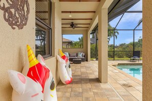 A heated pool - Kayaks, Custom Outdoor Kitchen, Pool - Call it Home! - Casa Cabana - Roelens Vacations (Cape Coral)