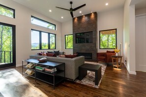 TV, fireplace, video games, table football - Mountain to Sea Modern | A Contemporary Mountain Home Close to Asheville. (Asheville)