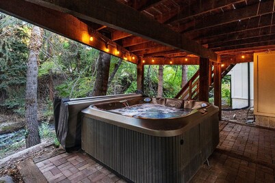 Creekside Home with Hot Tub Near Ski Resorts