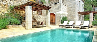 Villa Yaisemi - Vacation villa with private pool on Corfu, Greece