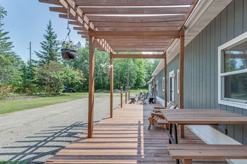 Quiet Lakefront Grand Rapids Cabin on 5 Acres