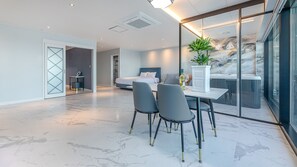 Basic-værelse - 1 soveværelse (B701 (Ocean View)) | 1 soveværelse, gratis Wi-Fi