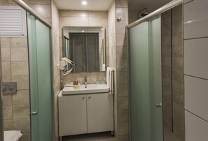 Bathroom - Eftalia Marin Resort Hotel (Alanya)