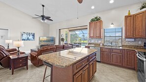 Fridge, microwave, oven, stovetop - Villa Jill - 3/3 Gulf Access Home w/Electric Heated Pool/Spa and Boat Lift (Cape Coral)