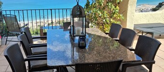 "Villa Casa Pinosierra" avec vue sur la mer, piscine, Wi-Fi, jardin et terrasse.