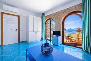 Interior - Enchanting panoramic Suite a few steps from the sea in the Sorrento Peninsula (Massa Lubrense)