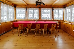 Dining - Zako's house (zakopane)