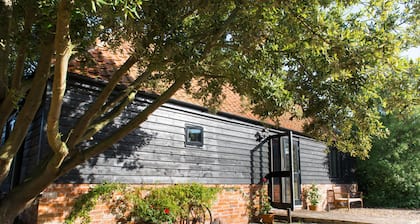 Bromans Barn a beautiful cottage by the Sea and Cudmore Nature Reserve