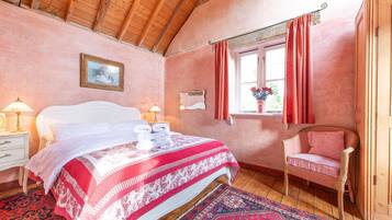 1 bedroom, iron/ironing board, travel crib, free WiFi