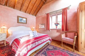 1 chambre, fer et planche à repasser, lit parapluie, Wi-Fi gratuit