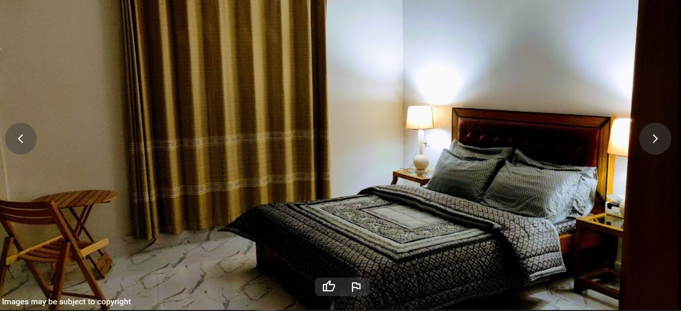 واي فاي مجانًا وملاءات أسرّة