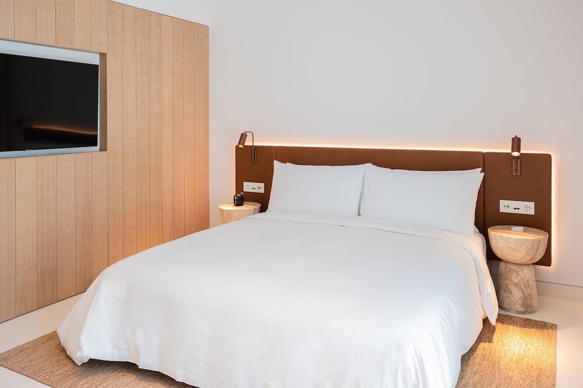 Minibar, safe på rommet, blendingsgardiner og lydisolert