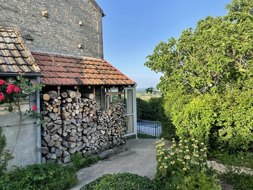 Large bright house with panoramic view