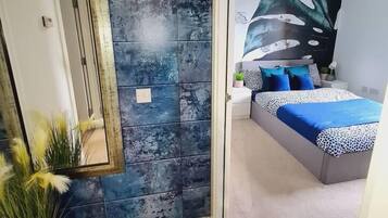 3 habitaciones, tabla de planchar con plancha y wifi gratis