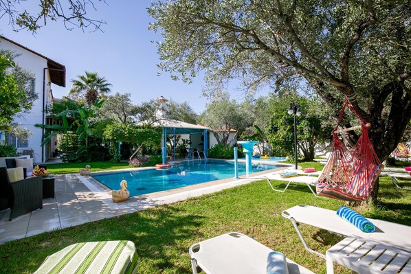 Alberca al aire libre 