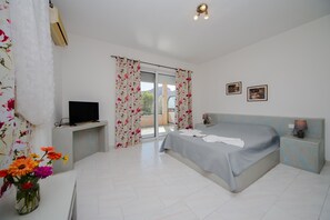 1 habitación y caja de seguridad en la habitación 