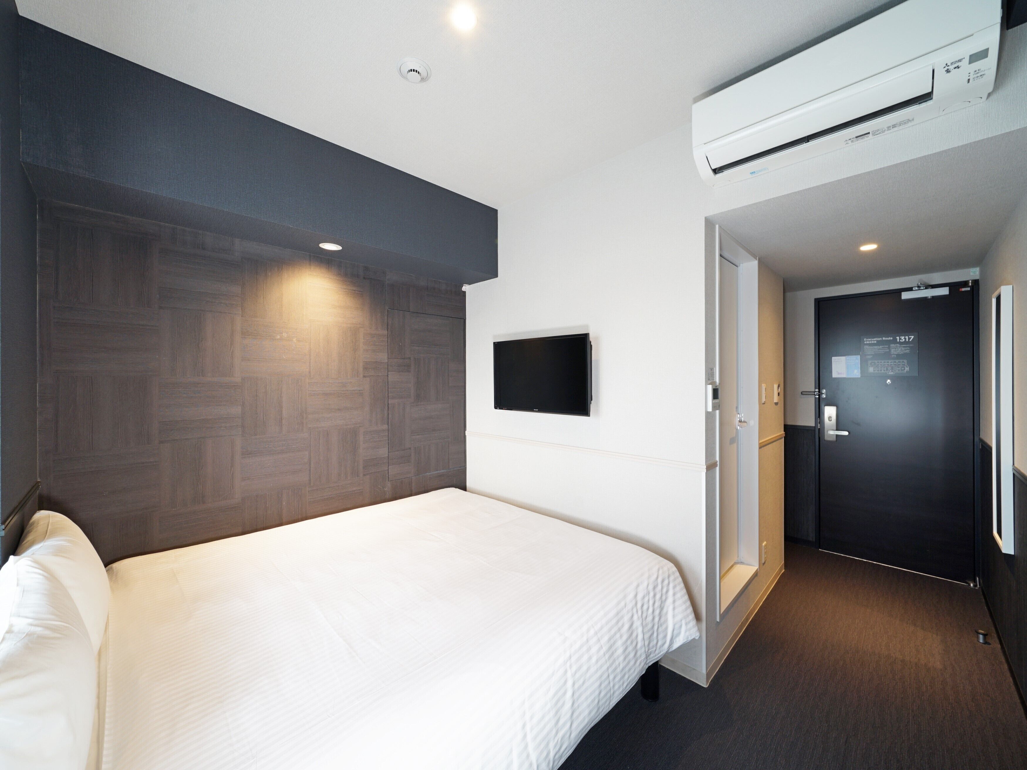 superior double room, non smoking | 1 bedroom, down duvets, blackout curtains, free wifi