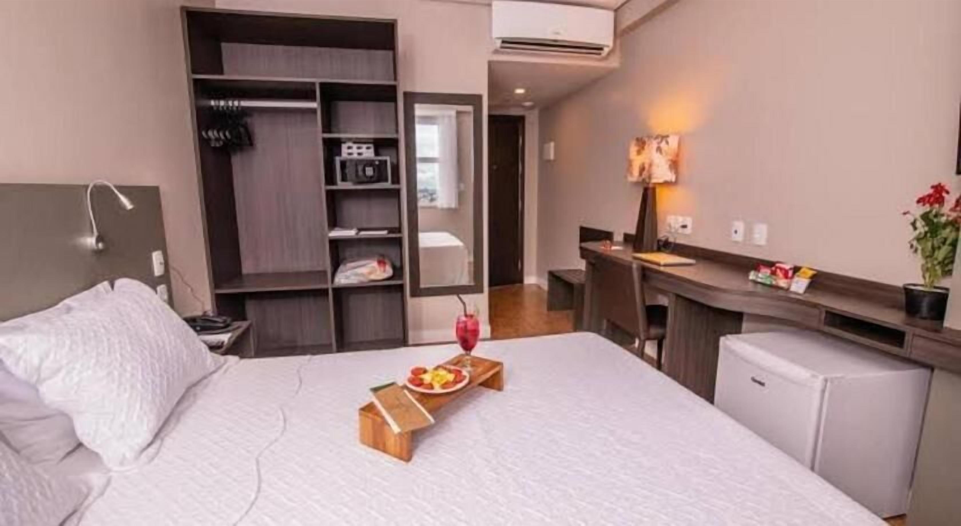 Minibar, in-room safe, individually furnished, desk
