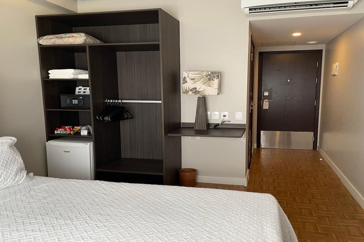Minibar, in-room safe, individually furnished, desk