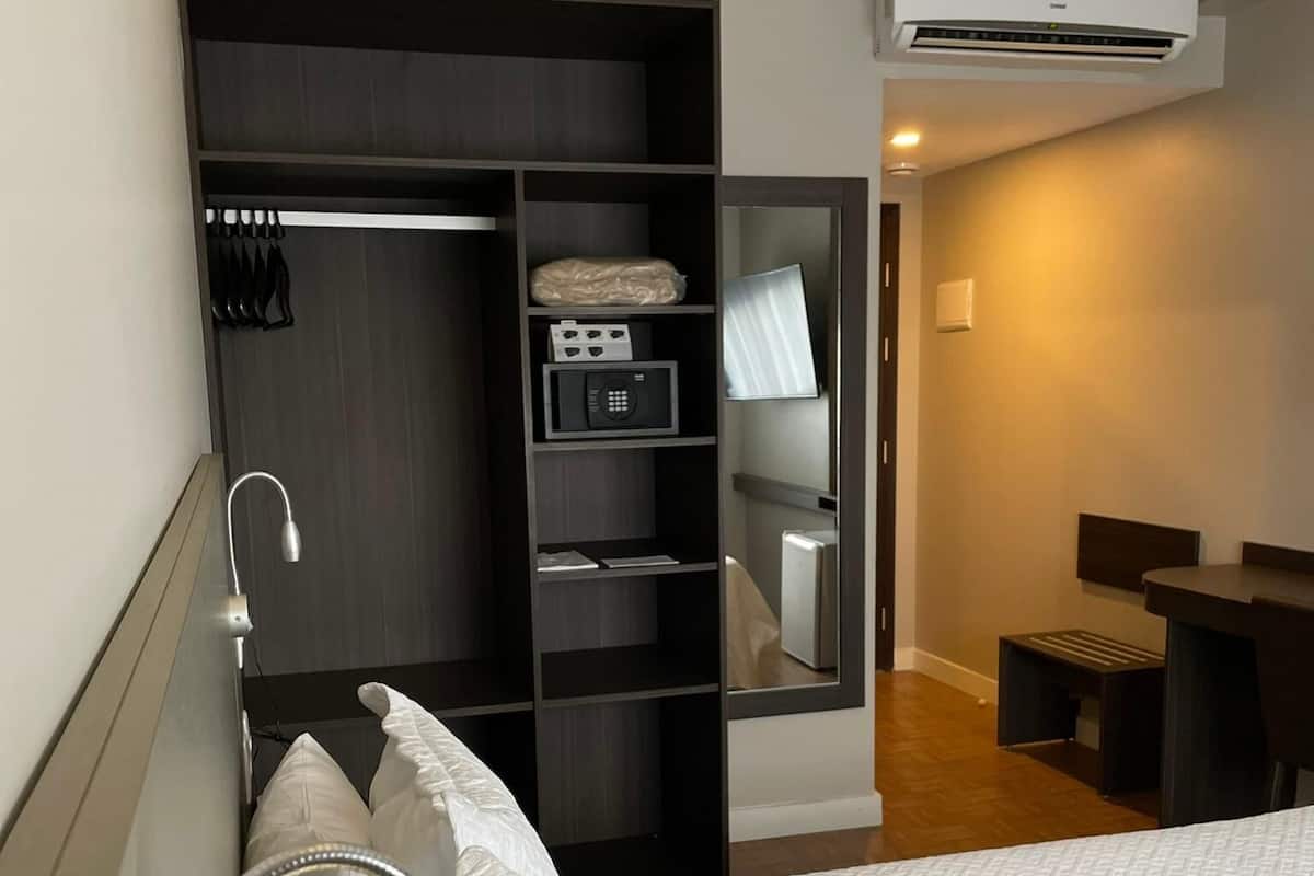 Minibar, két bảo mật tại phòng